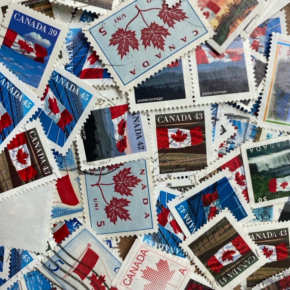 🇨🇦 100+ Canadian Flag Postage Stamps